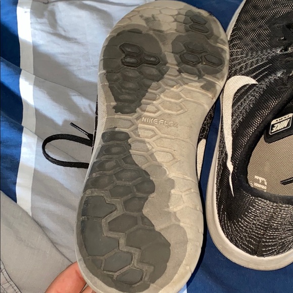 Nike Fury Running Shoes - Picture 5 of 7